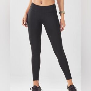 Fabletics PowerHold 7/8 leggings in black, like new, size S
